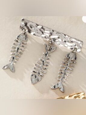 Free People Fish Outta Water Brooch Silver